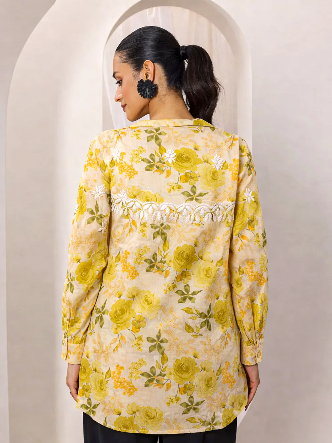 Ahana Mulmul Cotton Chikankari Shirt - Green - Image 4