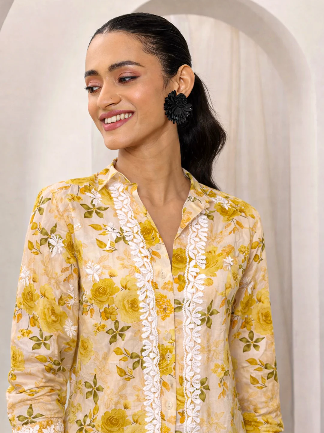 Ahana Mulmul Cotton Chikankari Shirt - Green - Image 5