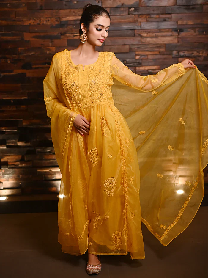 Ahilya Organza Chikankari Kurta Set - Yellow - Image 4