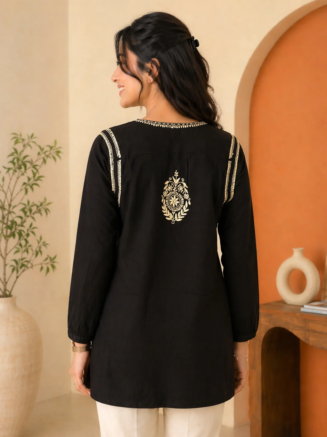 Anaisha Mulmul Cotton Chikankari Top - Black - Image 3