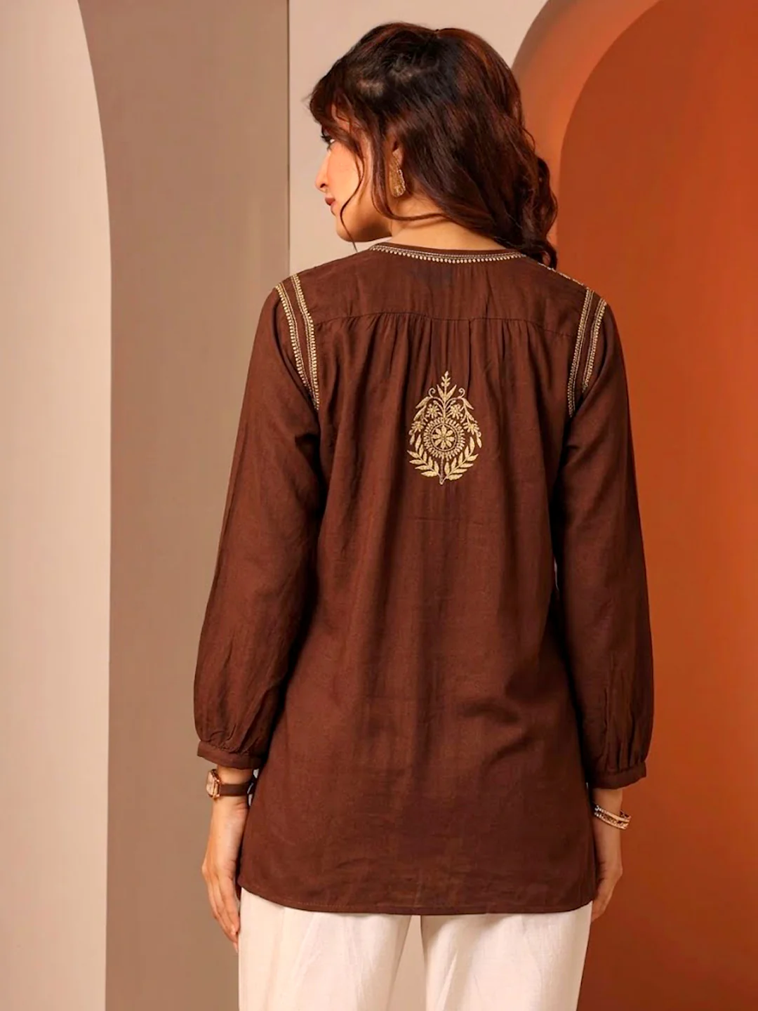 Anaisha Mulmul Cotton Chikankari Top - Choco - Image 3