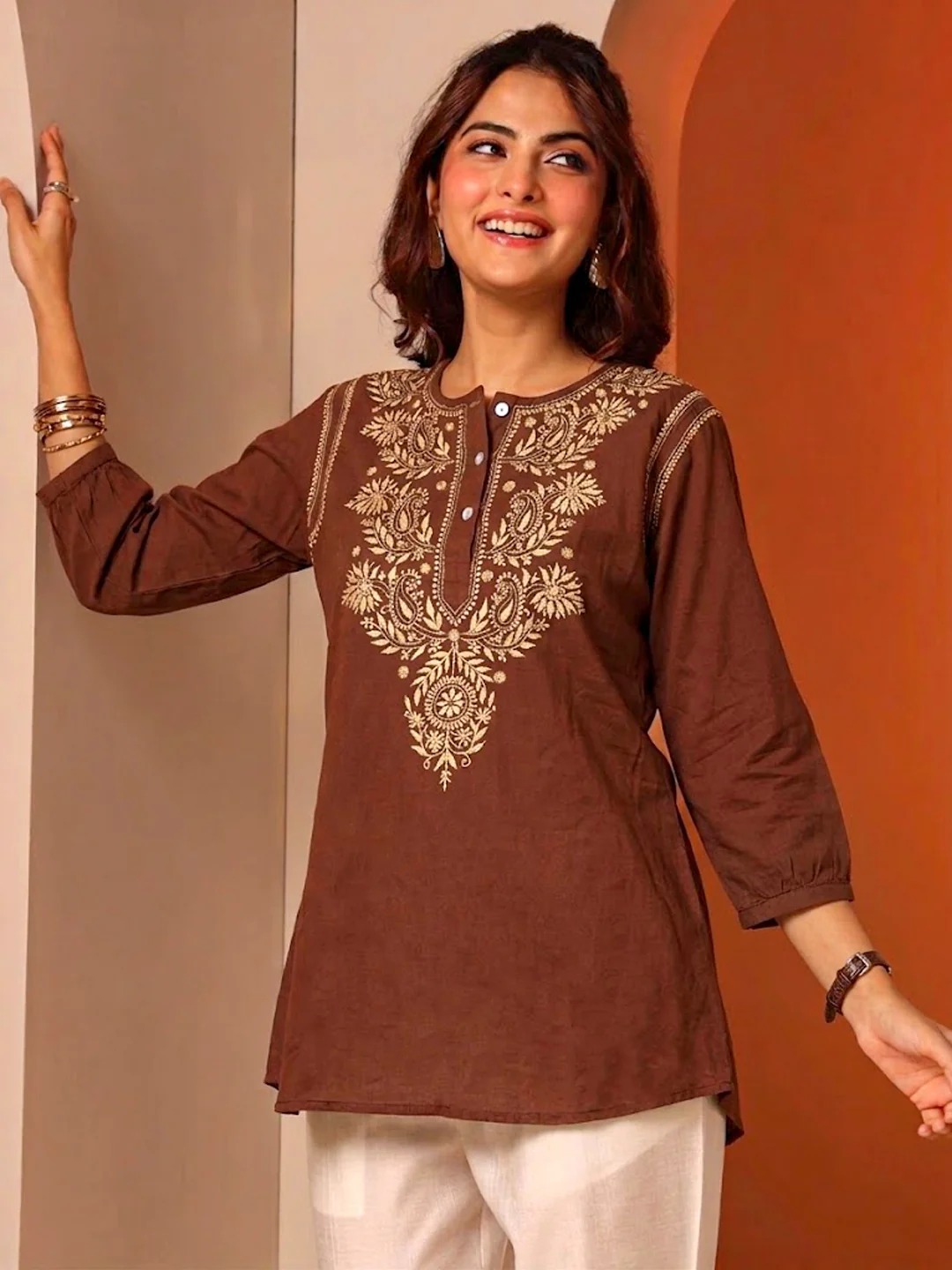 Anaisha Mulmul Cotton Chikankari Top - Choco - Image 4
