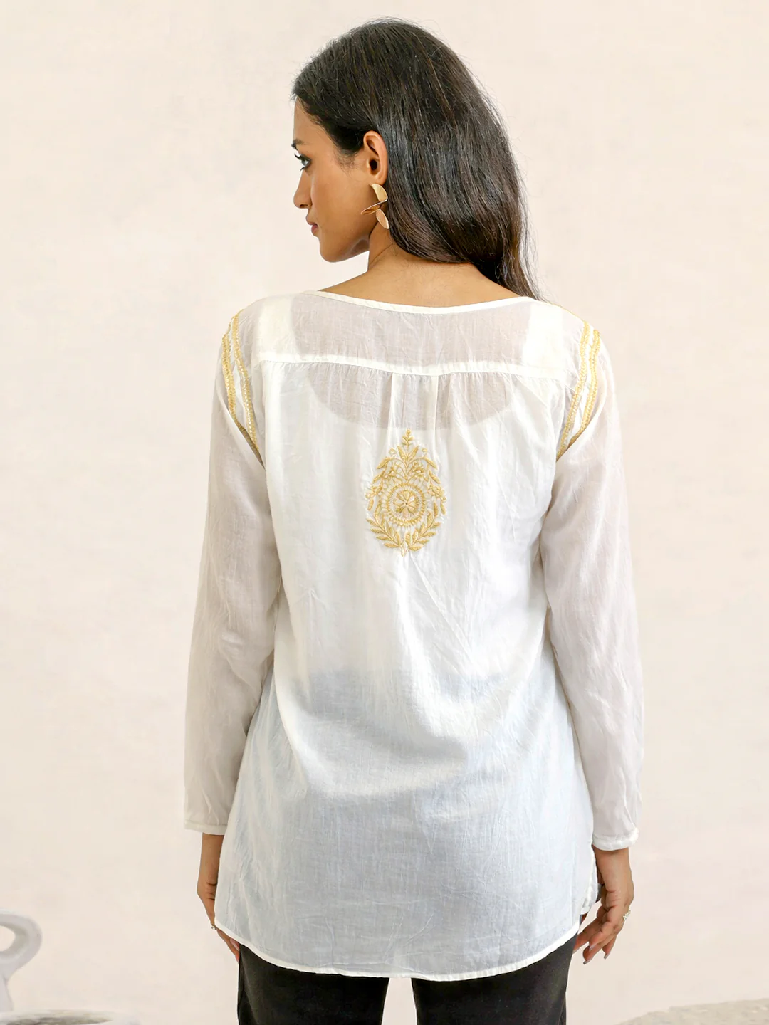 Anaisha Mulmul Cotton Chikankari Top - White - Image 4