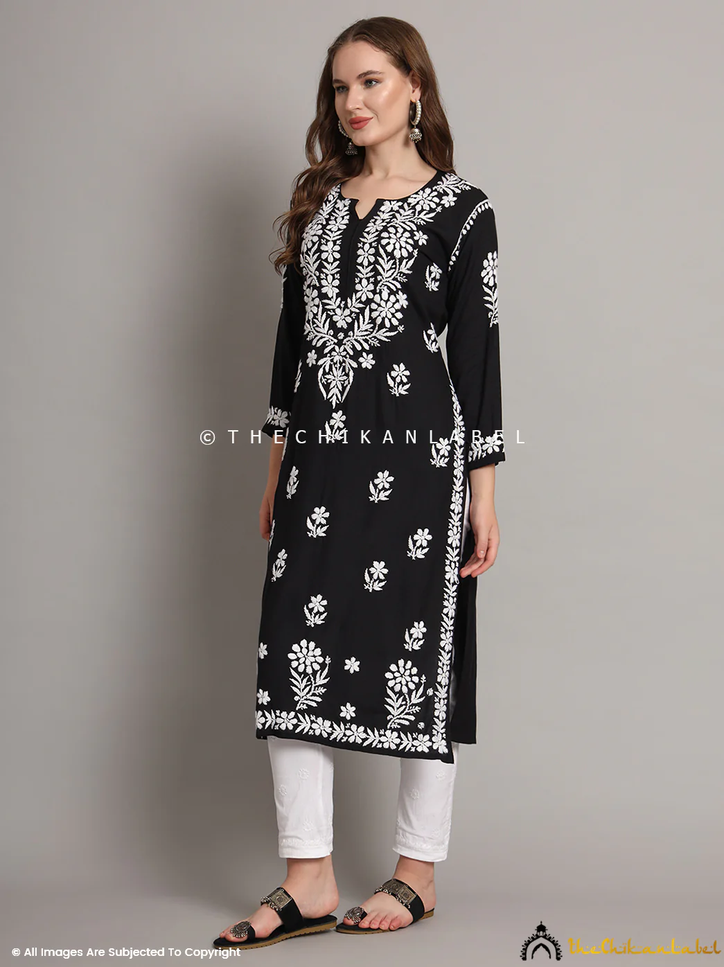 Avneet Kaur Black Aafiyat Modal Chikankari Straight Kurti - Image 6