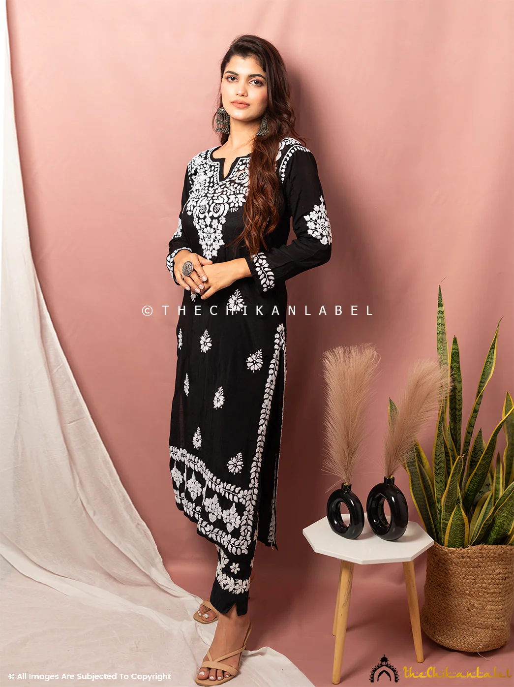 Nima Muslin Chikankari Straight Kurti - Black - Image 5