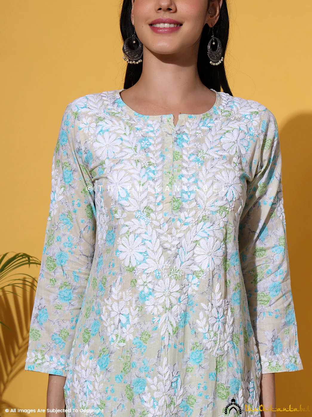 Meher Mulmul Cotton Chikankari Kurta Set - Green - Image 2