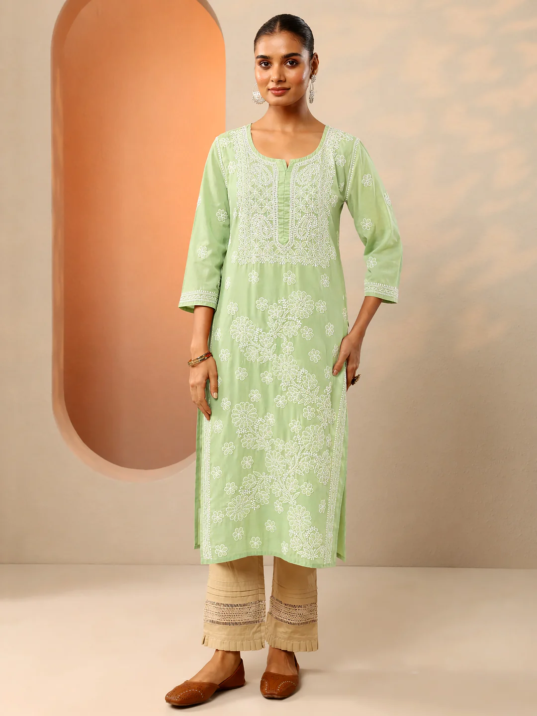 Green Vira Cotton Chikankari Straight Kurti with inner - Image 5