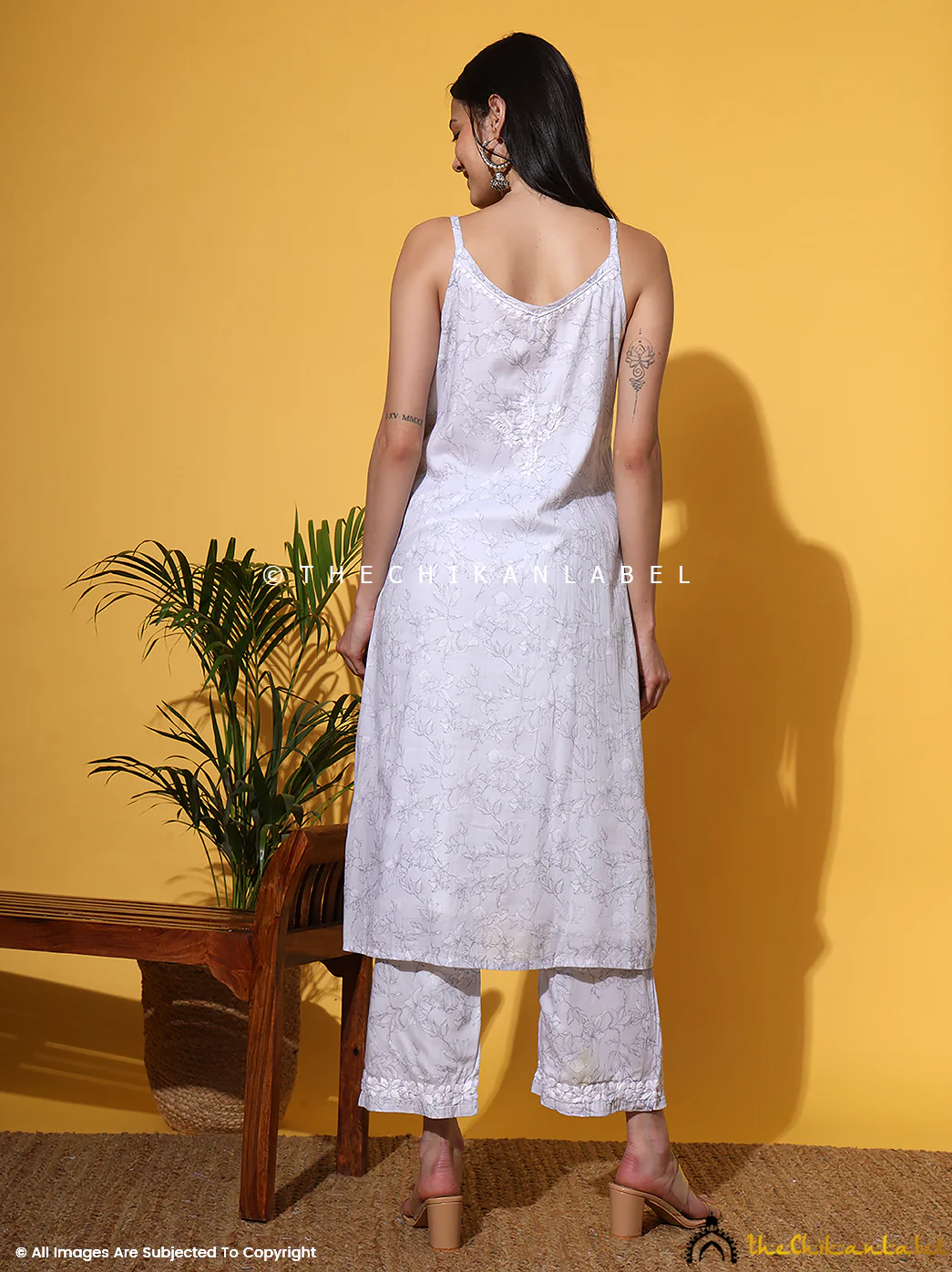 Fariha Cotton Chikankari Strappy Kurta Set - Grey - Image 3