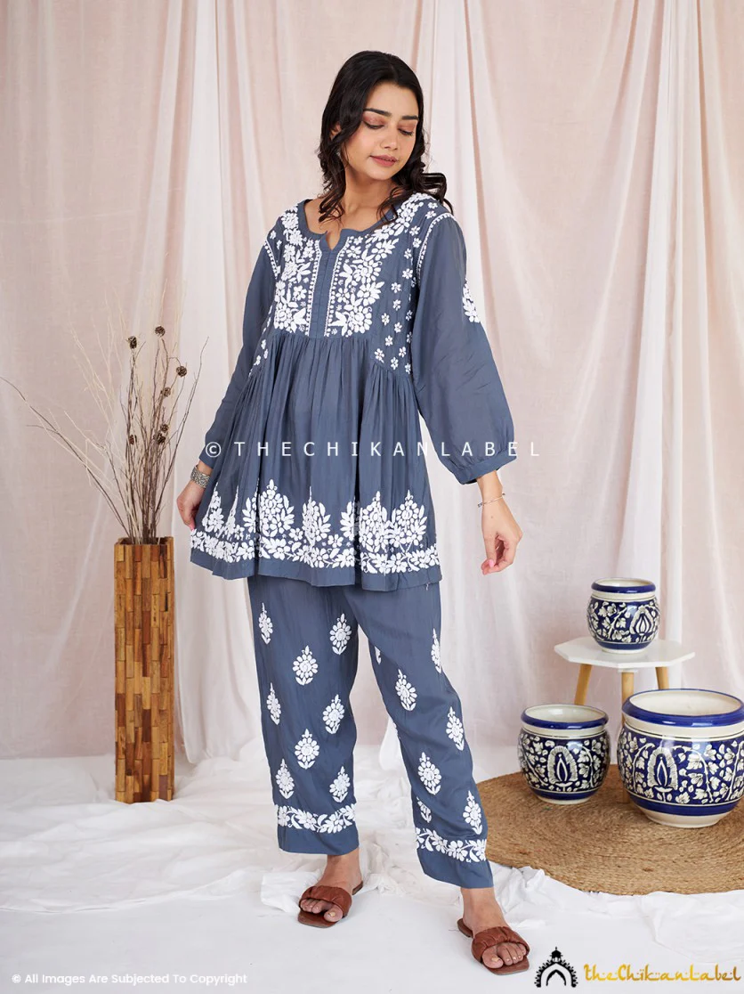 Rosa Modal Chikankari Short Kurta Set-Grey - Image 5