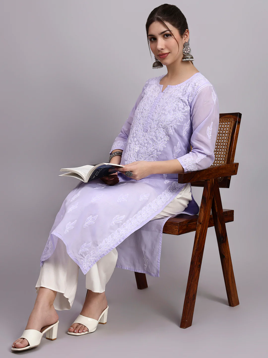 Lavender Layla Cotton Chikankari Straight Kurti with inner - Image 6