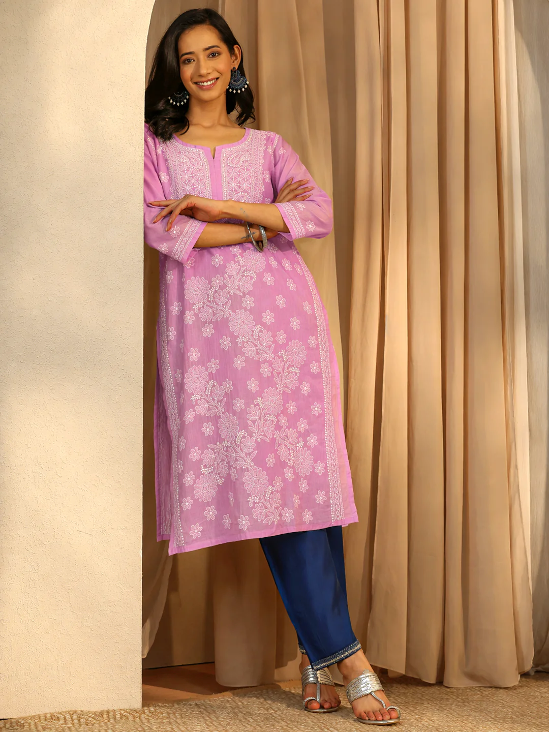 Lilac Vira Cotton Chikankari Straight Kurti with inner - Image 4