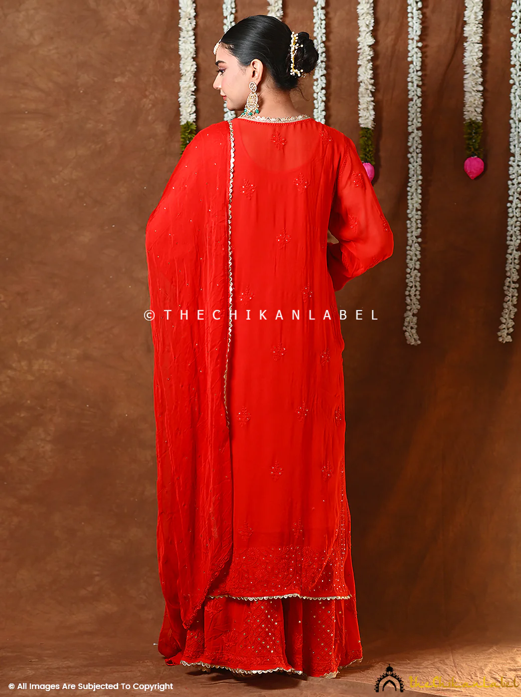 Mehr-e-Chaand Viscose Chikankari Kurta Set - Red - Image 3