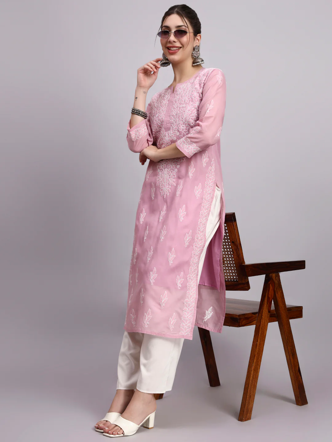 Onion Pink Layla Cotton Chikankari Straight Kurti with inner - Image 6