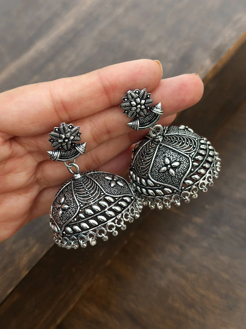 Oxidized Silver Jhumki Earring - Image 6