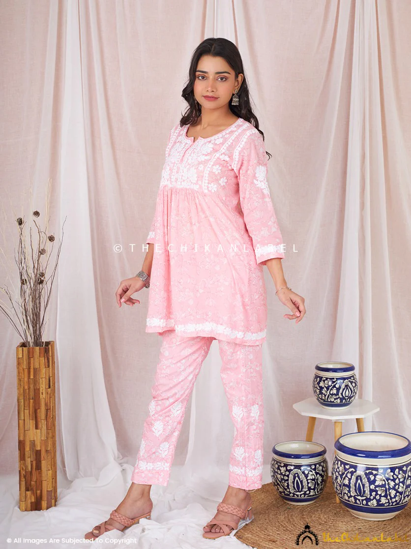 Kavya Mulmul Chikankari Kurta Set - Peach - Image 5