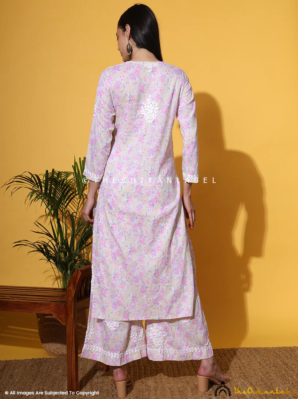 Meher Mulmul Cotton Chikankari Kurta Set - Pink - Image 3