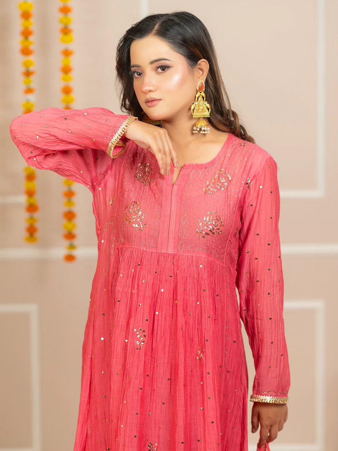 Rang-E-Tyohaar Mul Chanderi Chikankari Kurta Set - Peach - Image 4