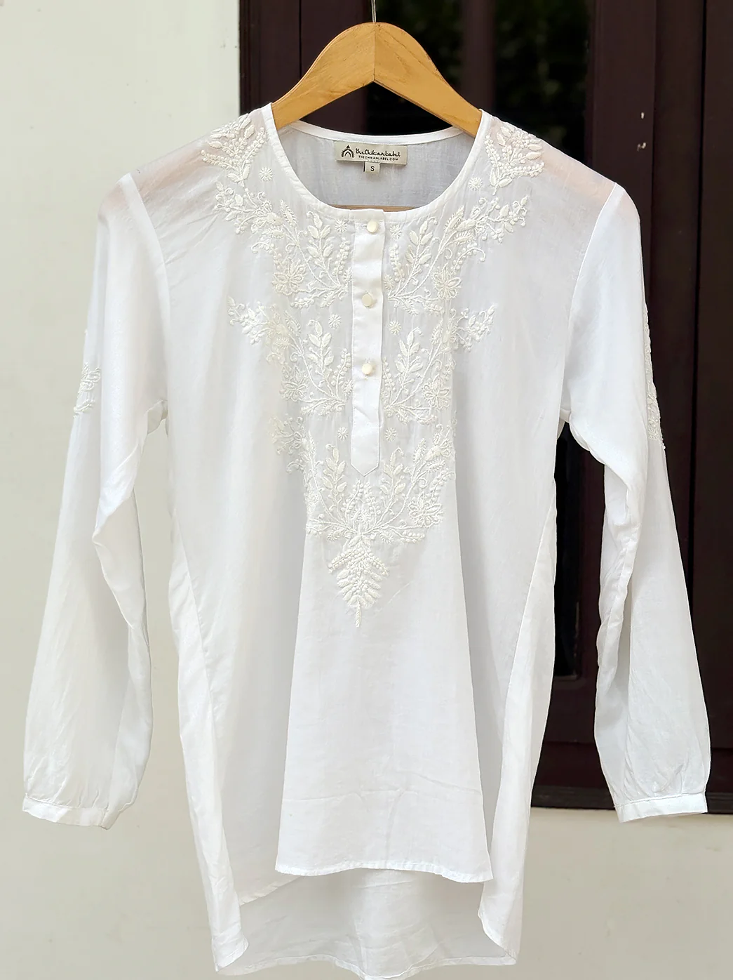 Rutvi Mulmul Cotton Chikankari Top - White - Image 7