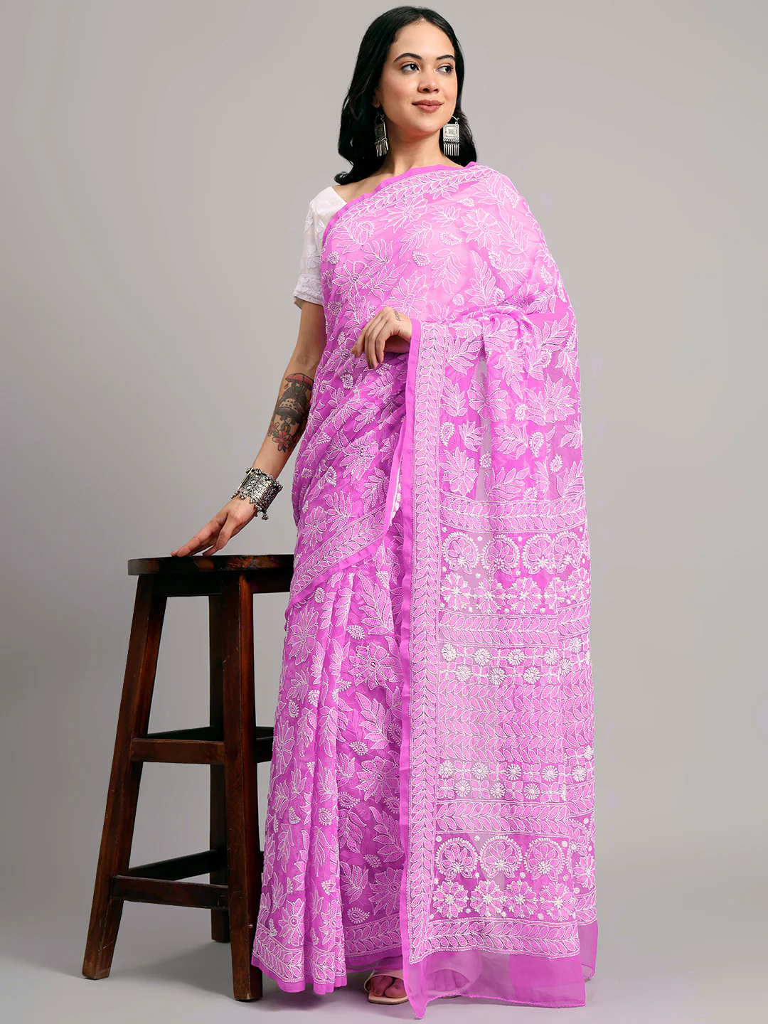 Sahida Authentic Chikankari Full Jaal Saree - Pink - Image 5