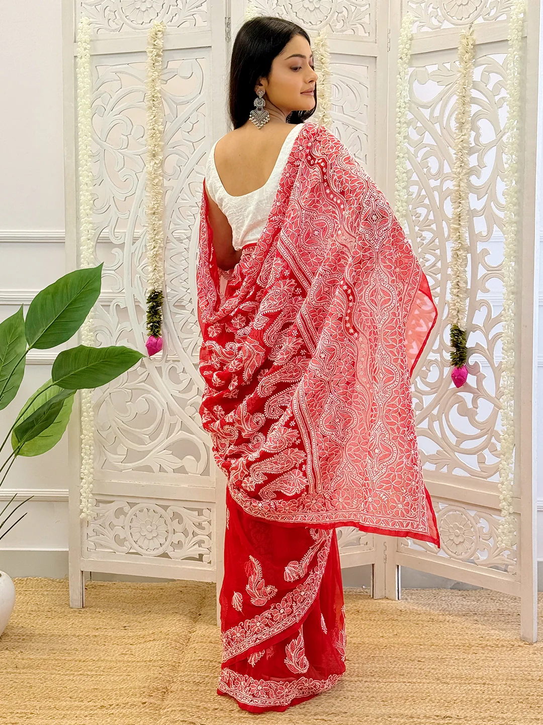 Saisha Georgette Authentic Chikankari Saree - Red - Image 3