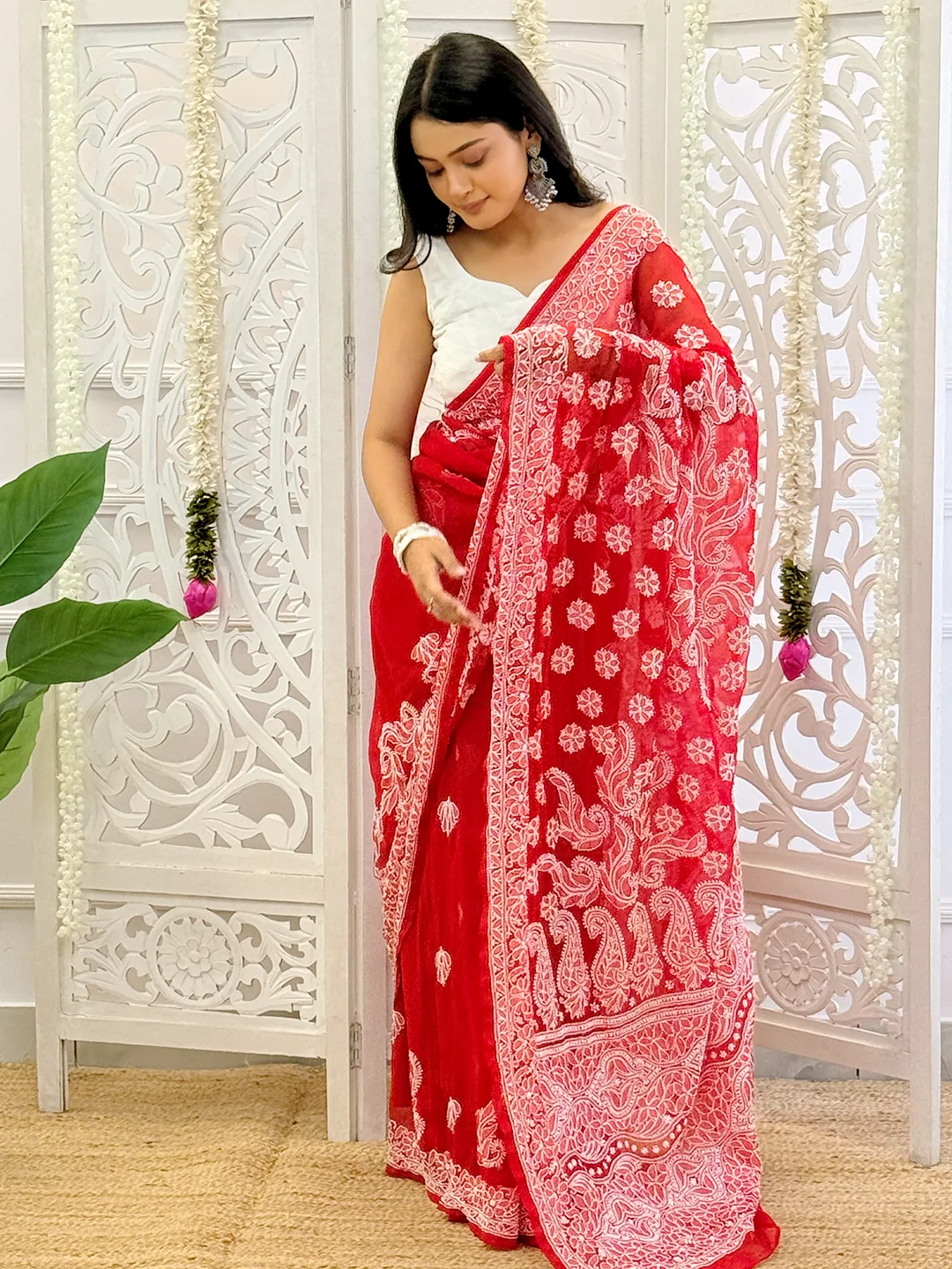 Saisha Georgette Authentic Chikankari Saree - Red - Image 5