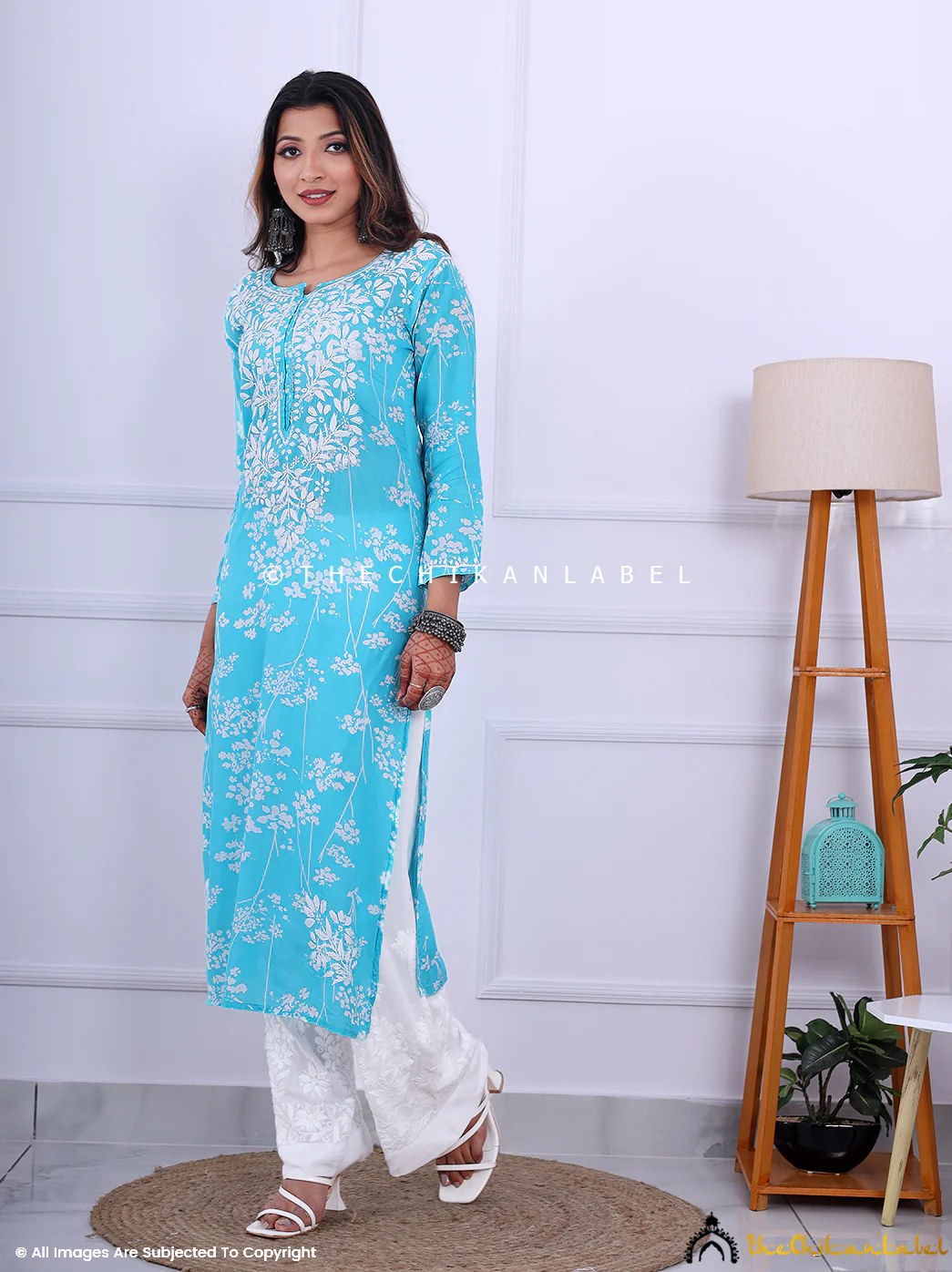 Sea Green Cotton Printed Chikankari Straight Kurti - Image 3