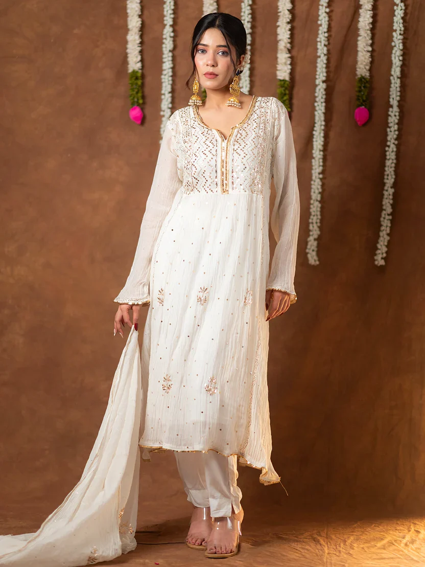 Shanaya Mul Chanderi Chikankari Kurta Set - White - Image 4