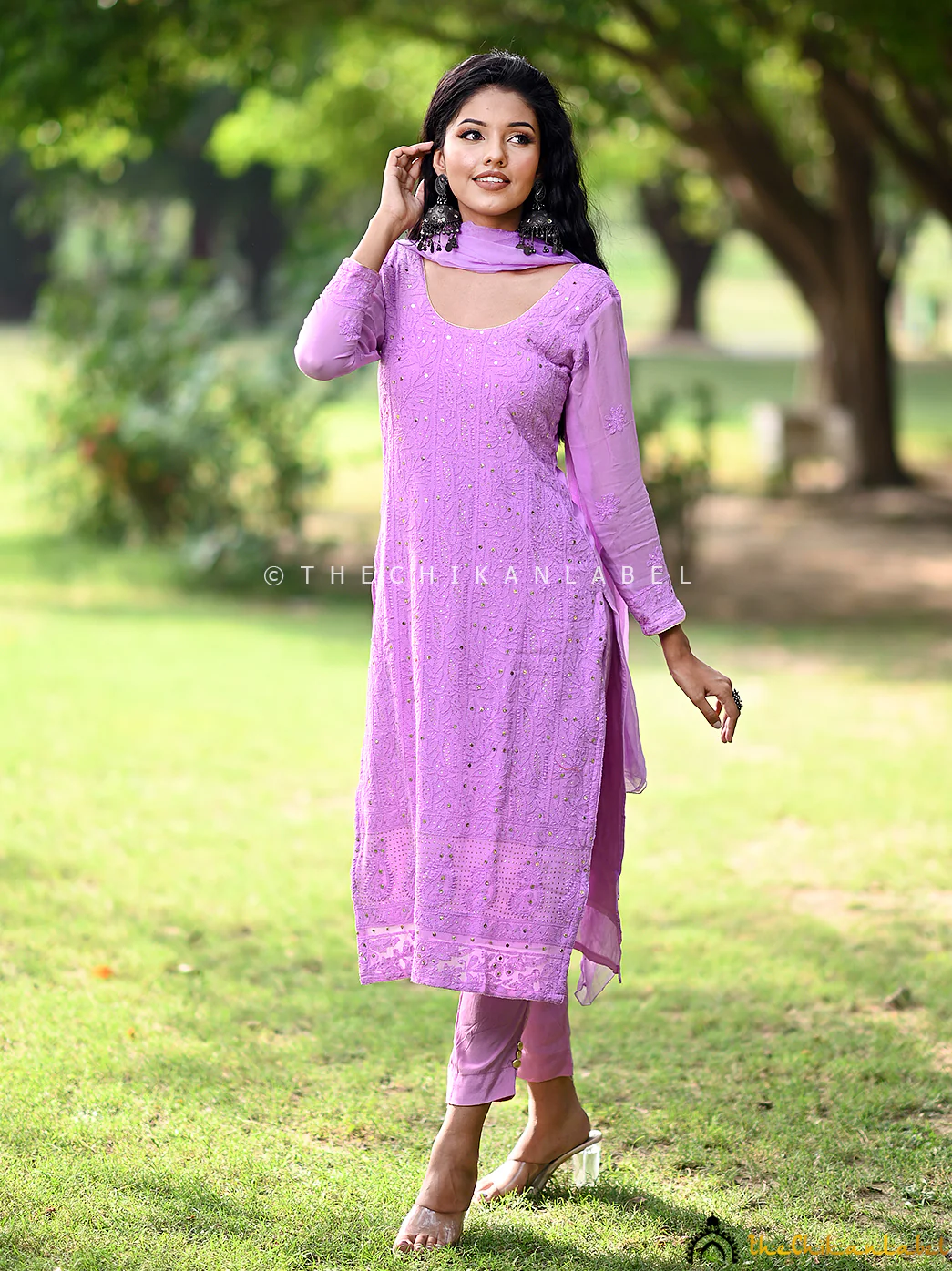 Shweta Tiwari in Mohini Viscose Chikankari Straight Kurta Set - Image 8