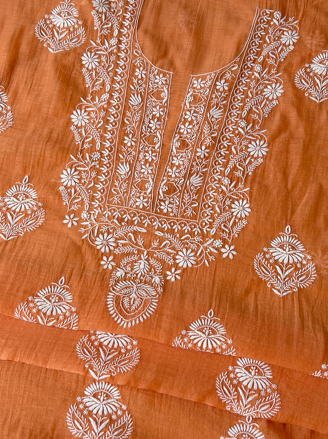 Sofiyana Mul Chanderi Un-stitched Chikankari Kurti Piece with Dupatta - Amber Orange - Image 6