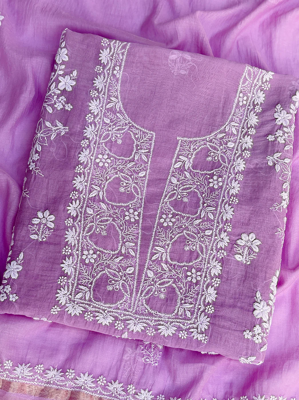 Sofiyana Mul Chanderi Un-stitched Chikankari Kurti Piece with Dupatta - Lilac - Image 4