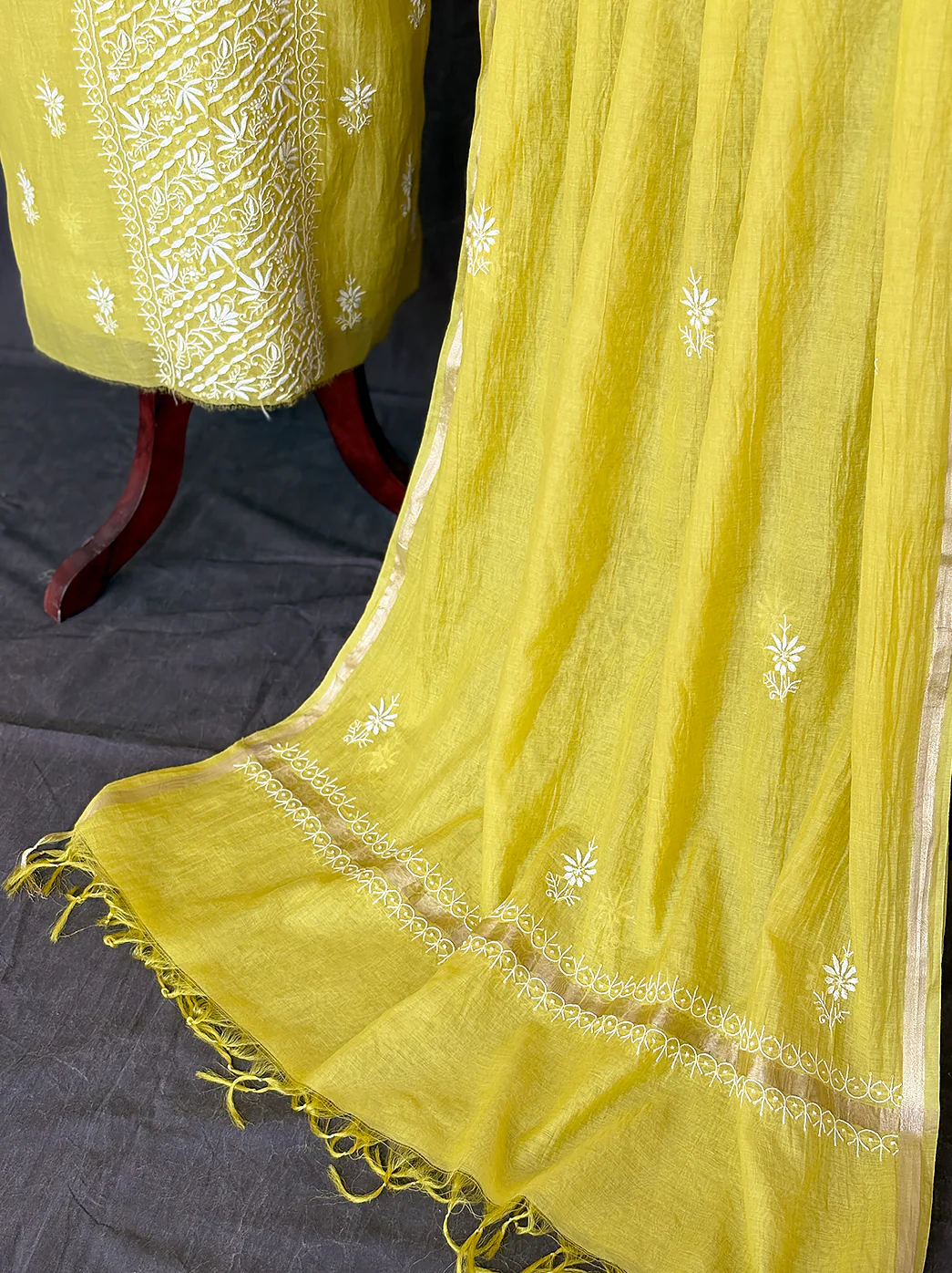 Sofiyana Mul Chanderi Un-stitched Chikankari Kurti Piece with Dupatta - Lime Yellow - Image 7