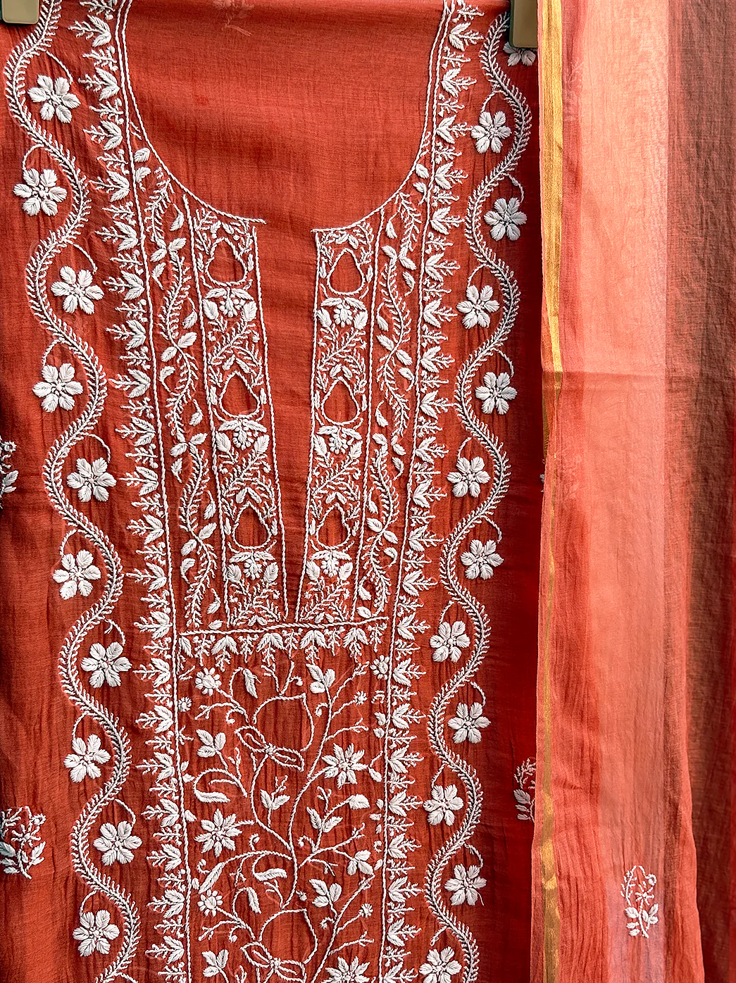 Sofiyana Mul Chanderi Un-stitched Chikankari Kurti Piece with Dupatta - Orange - Image 4