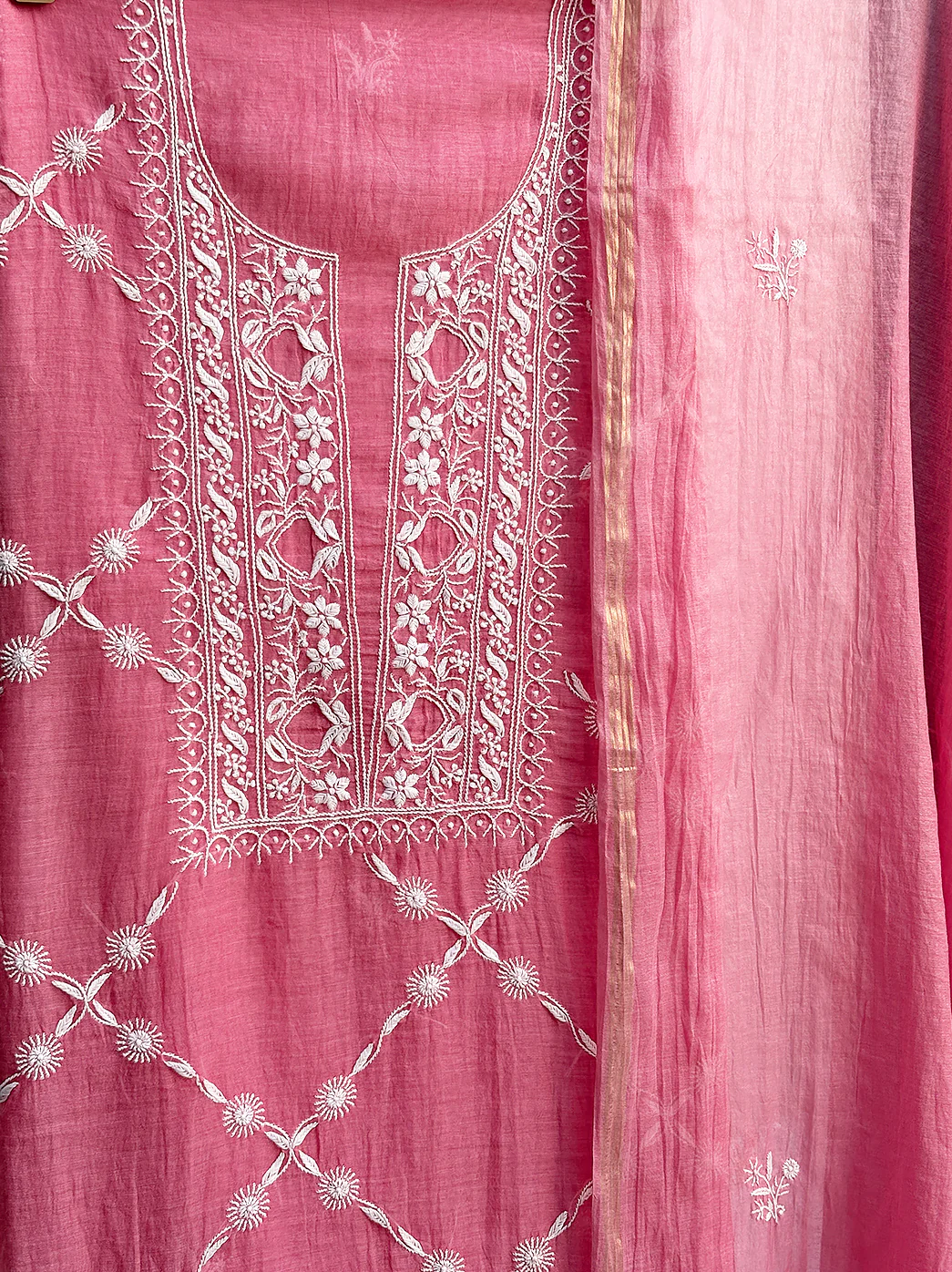 Sofiyana Mul Chanderi Un-stitched Chikankari Kurti Piece with Dupatta - Pink - Image 4