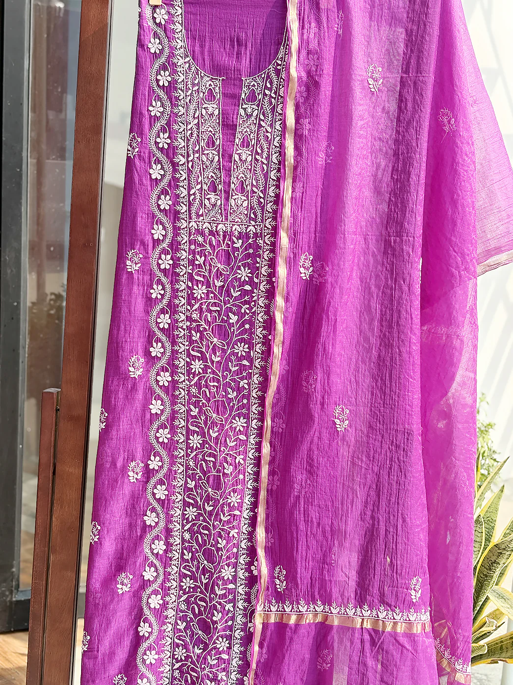 Sofiyana Mul Chanderi Un-stitched Chikankari Kurti Piece with Dupatta - Purple - Image 4