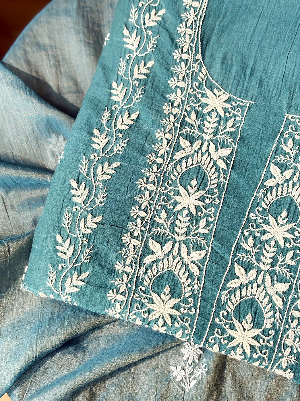 Sofiyana Mul Chanderi Un-stitched Chikankari Kurti Piece with Dupatta - Teal Green - Image 3