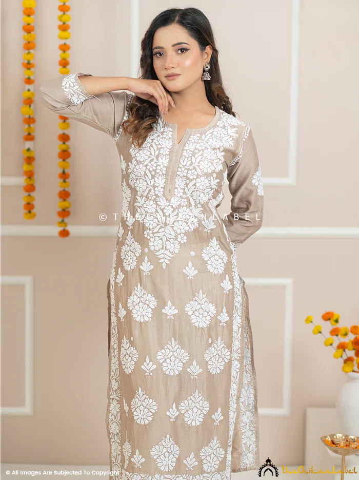 Uzma Chanderi Chikankari Kurta - Beige - Image 4