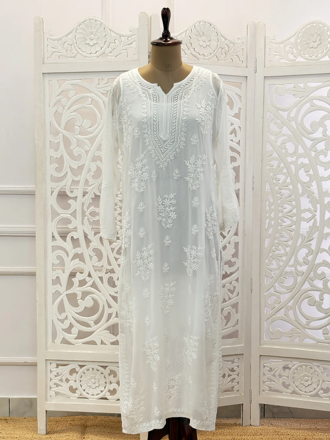 White Disha Patani Viscose Chikankari Straight Kurti - Image 4
