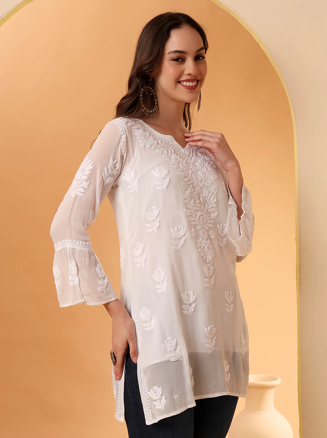 White Mushq Viscose Chikankari Short Kurta - Image 3
