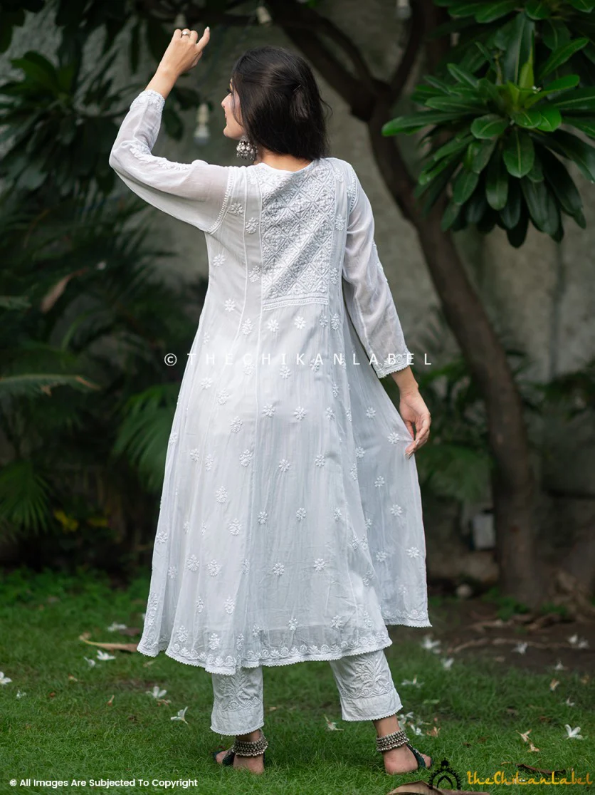 White Nikhat Mulmul Cotton Chikankari Kurta Pant Set with Dupatta - Image 3