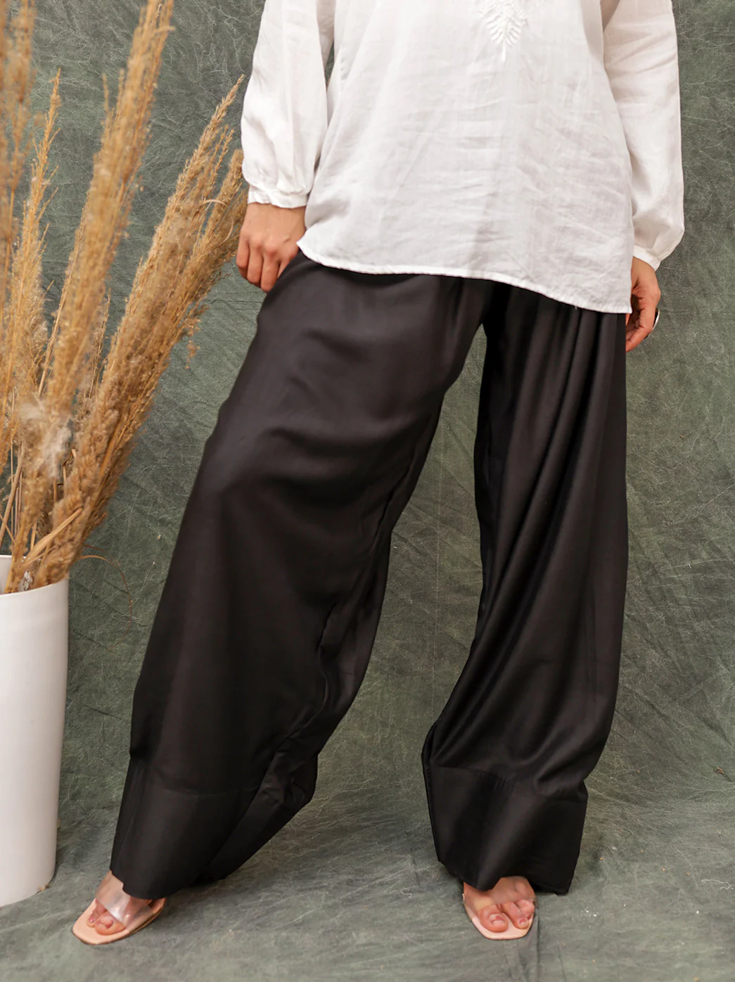 Women Solid Loose Fit Cotton Farshi Salwar - Black - Image 2