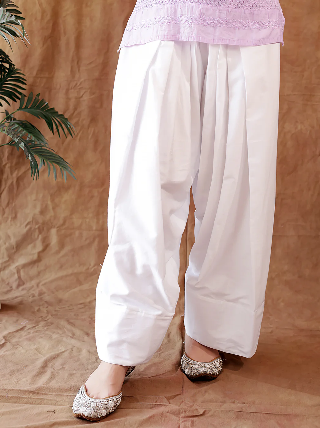 Women Solid Loose Fit Cotton Farshi Salwar - White - Image 3